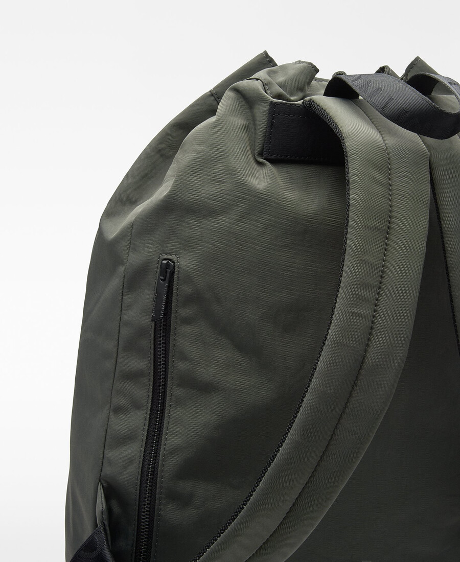 mochila de nailon con cordón para hombre