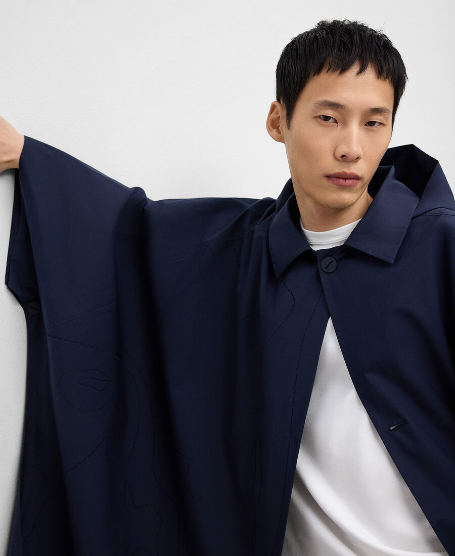 capa bordada oversize con capucha para hombre