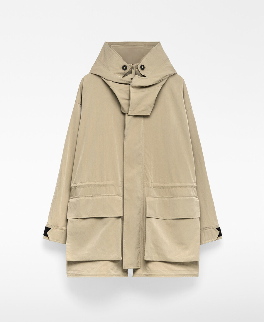 parka técnica corta hombre