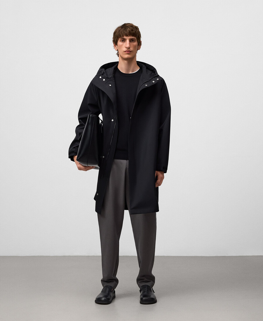 parka larga con capucha para hombre
