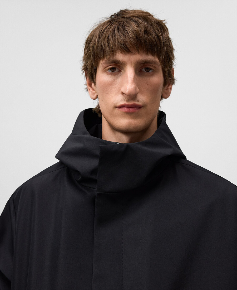 parka larga con capucha para hombre