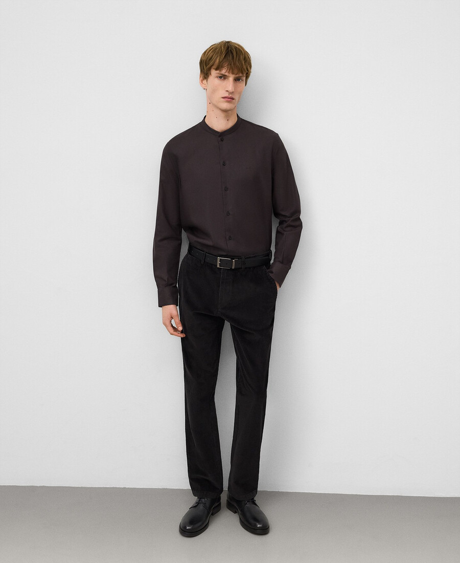 camisa de cuello mandarín de corte regular para hombre
