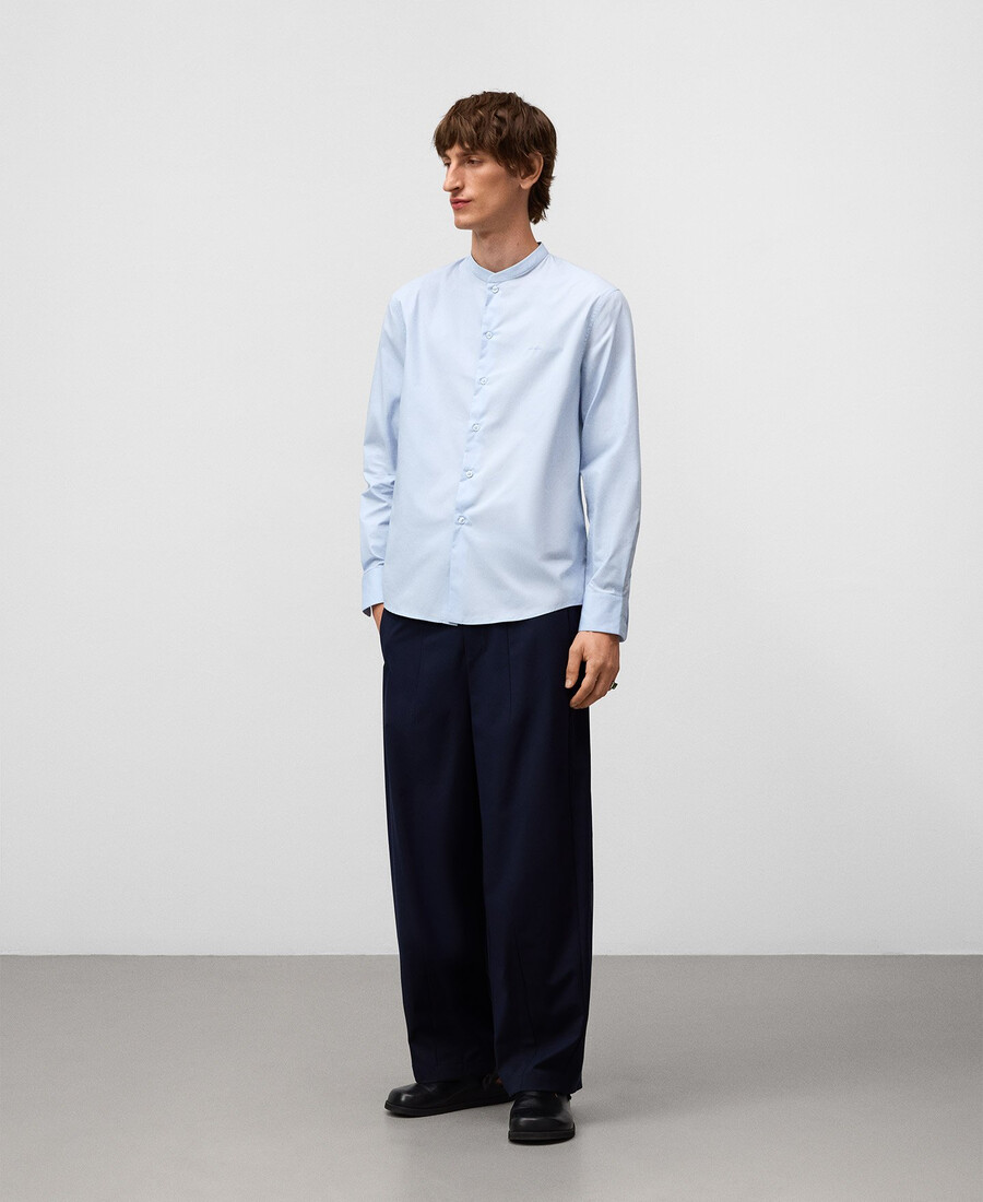 camisa de cuello mandarín de corte regular para hombre