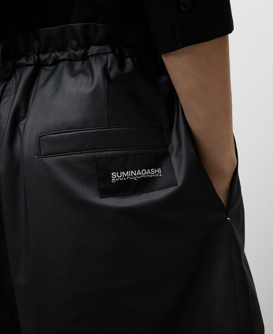 bermudas negras de corte relajado para hombre