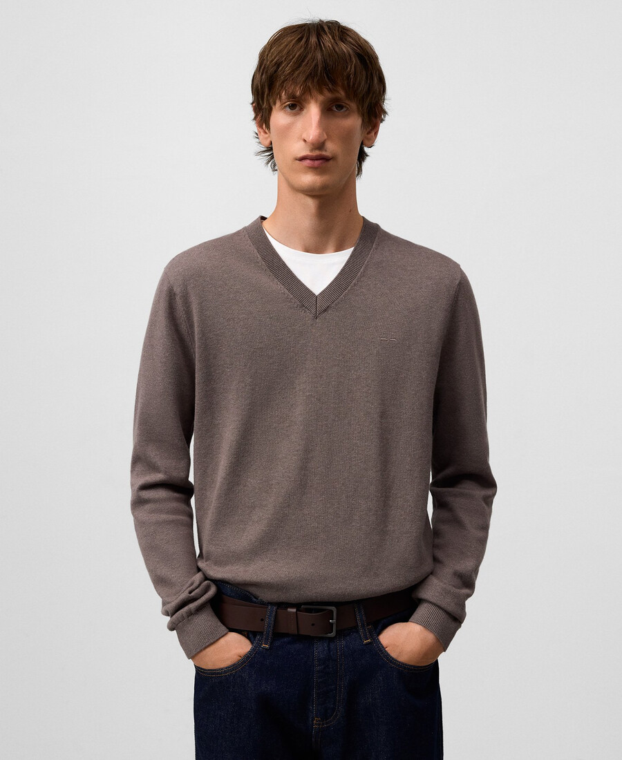 suéter de cuello en v de corte regular para hombre