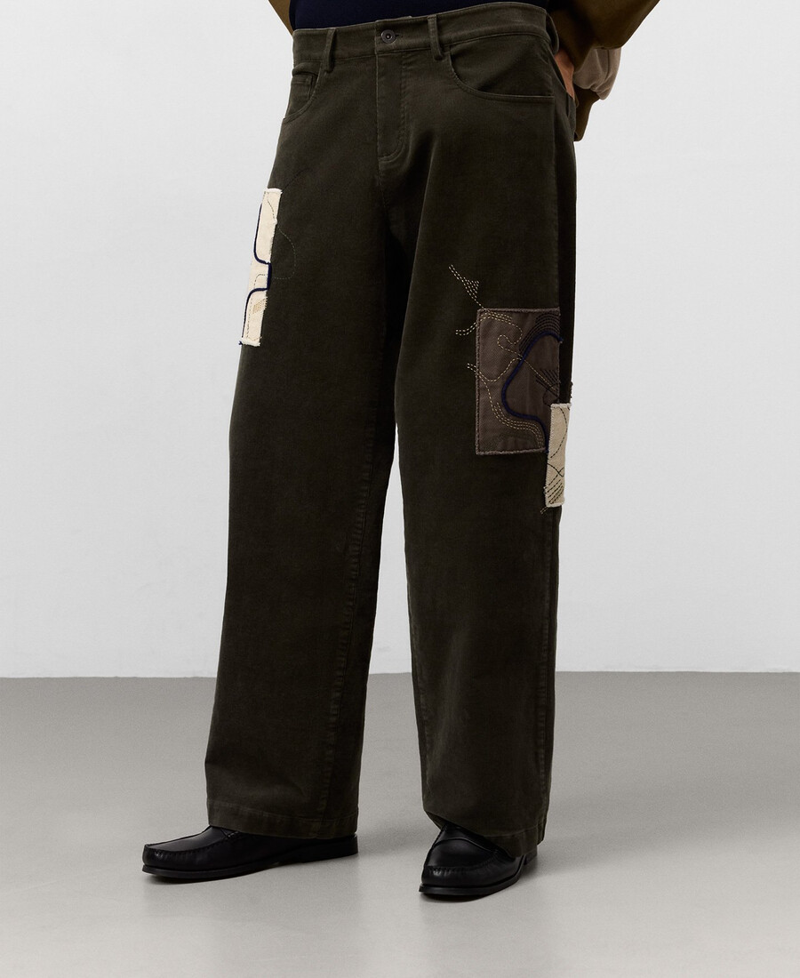 pantalón de pana bordado hombre