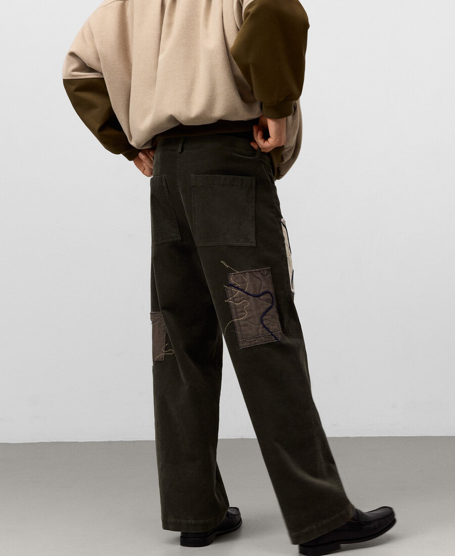 pantalón de pana bordado hombre