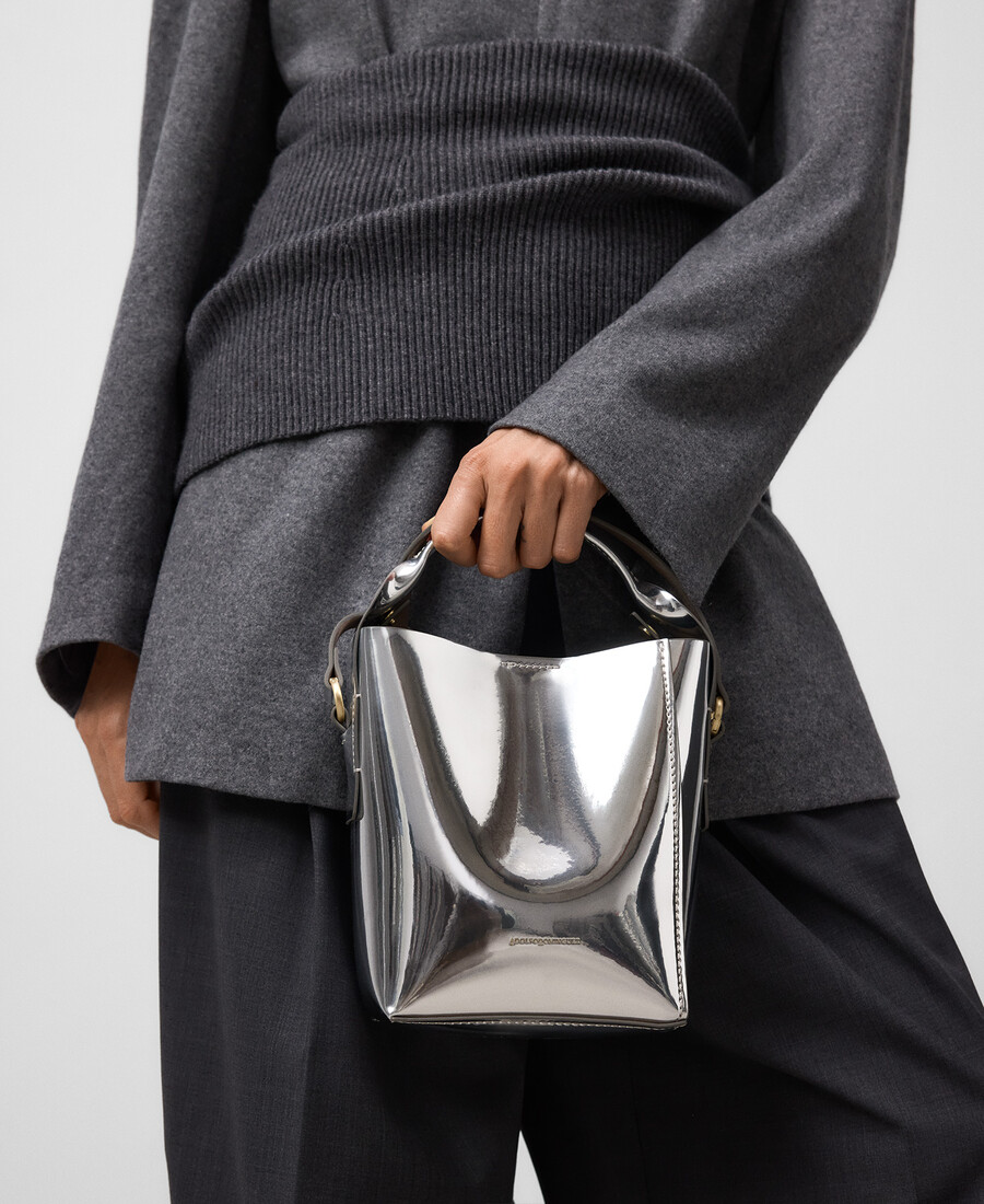 bolso cubo para mujer con acabado metalizado mica