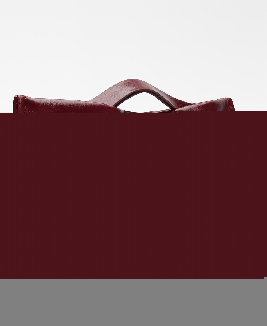clutch acolchado de piel y no piel para mujer