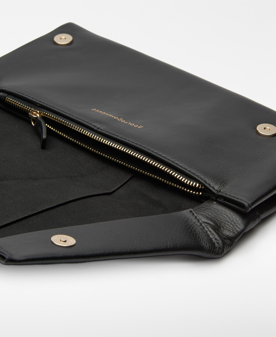 clutch maxi plisado de piel para mujer