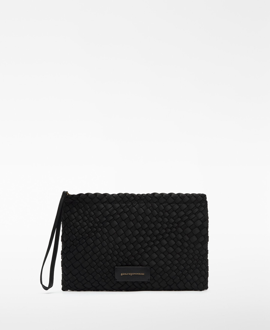 clutch de tela trenzada para mujer