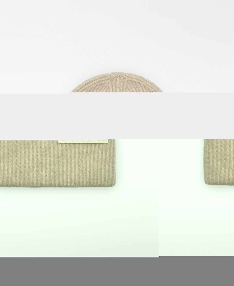 gorro de punto acanalado para mujer