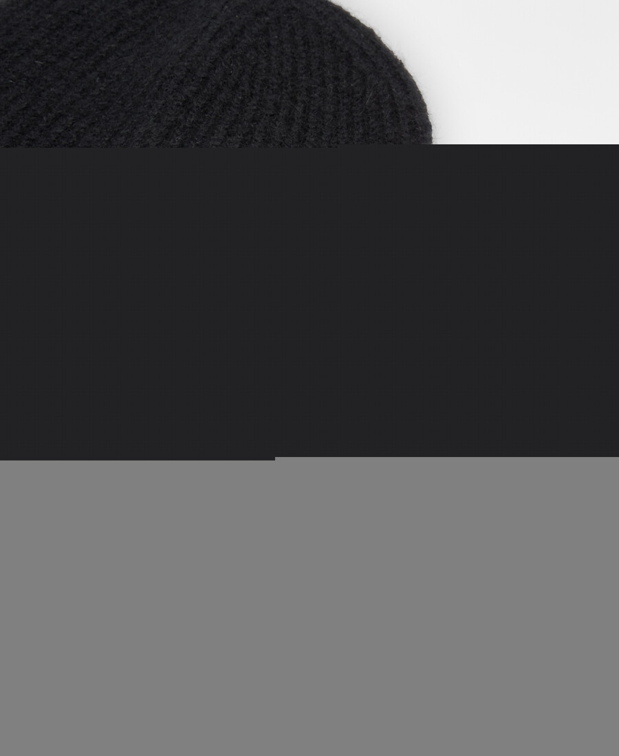 gorro de punto acanalado para mujer