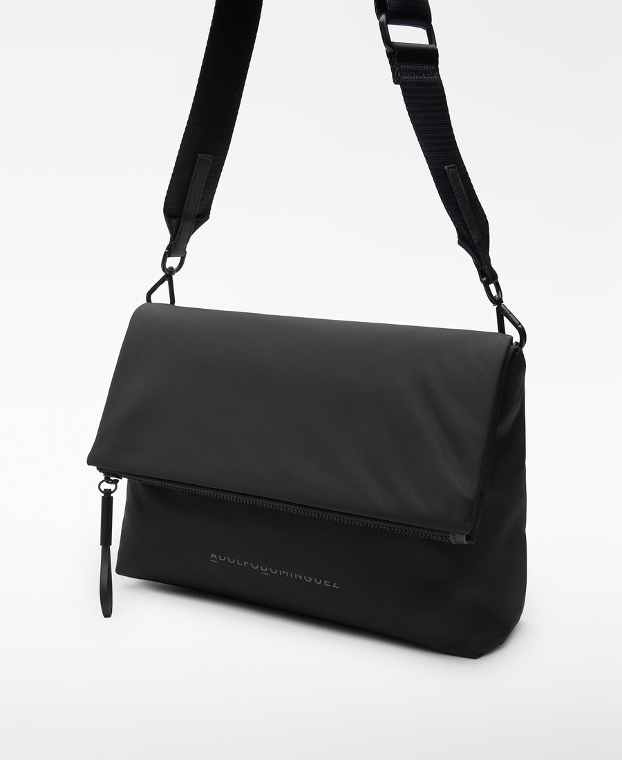 bolso bandolera mediano con solapa de nailon para mujer