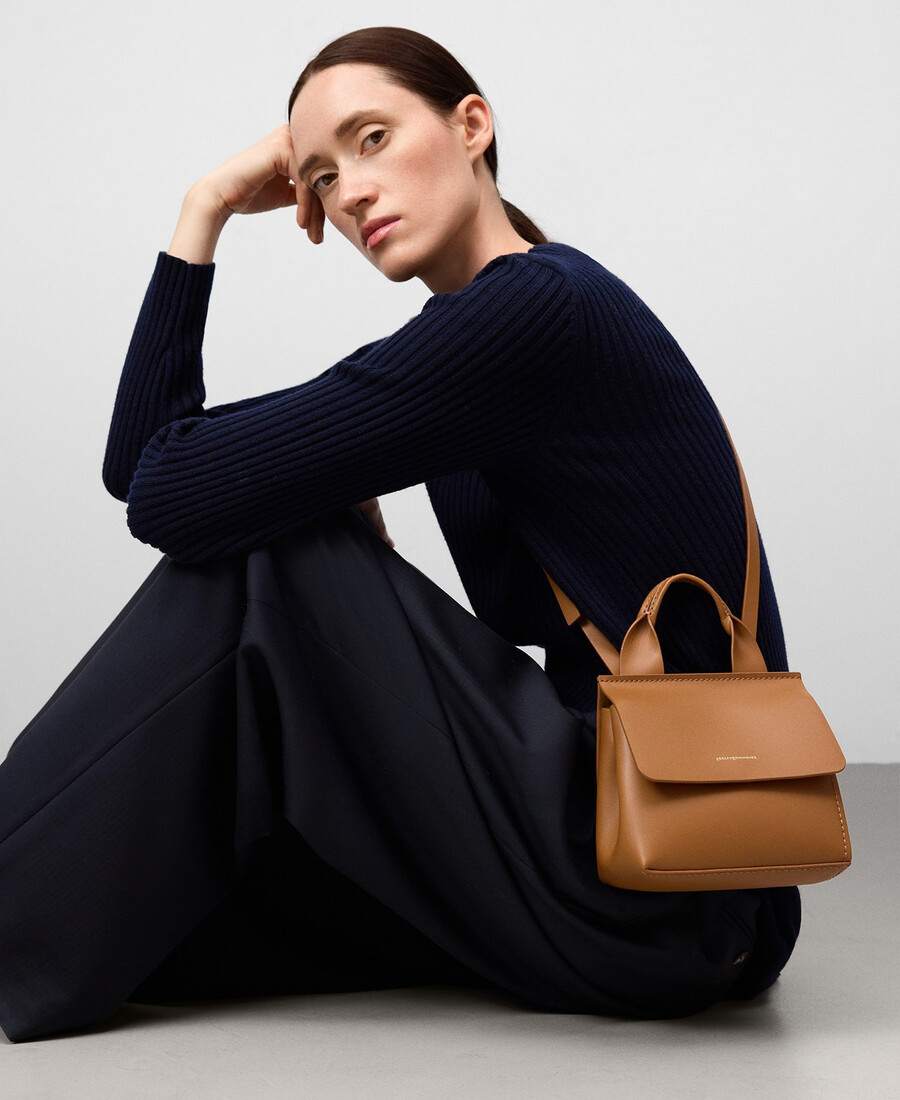 bolso bandolera pequeño con solapa de mica para mujer