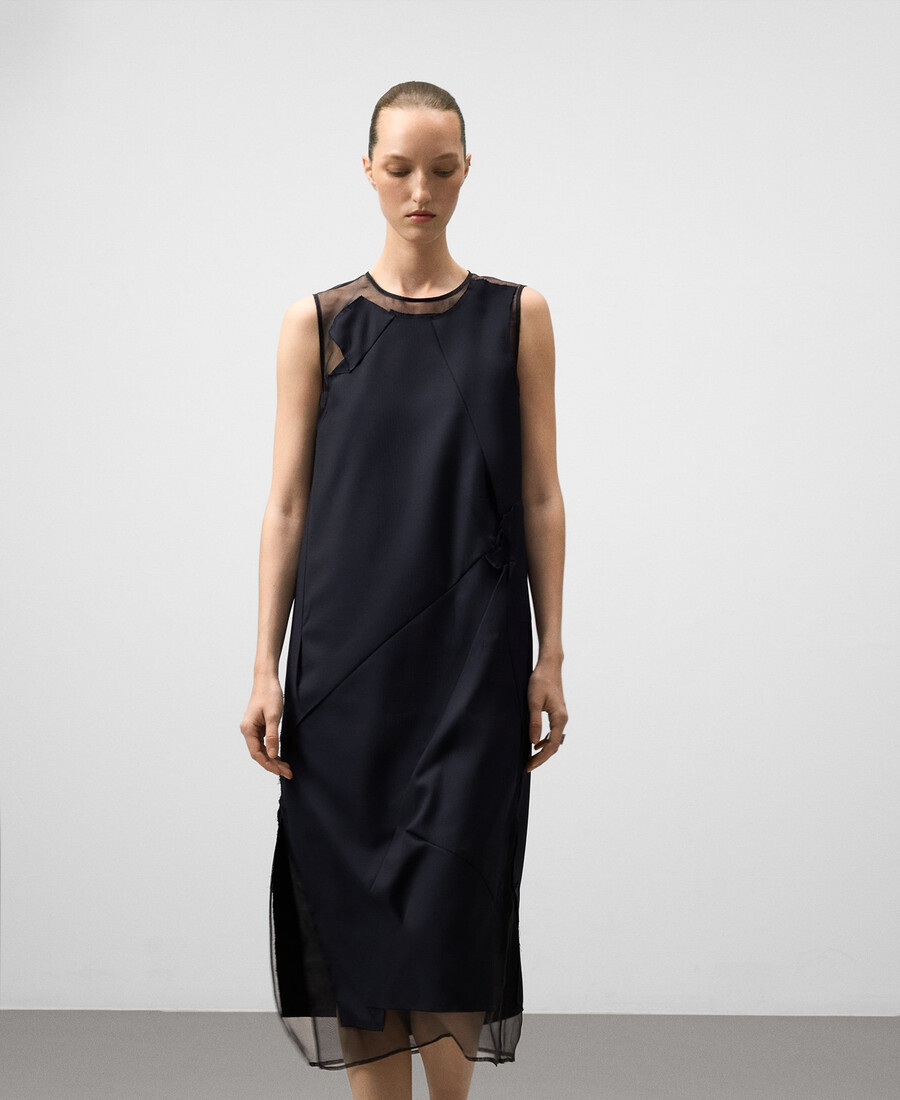 vestido de mujer con tejido arrugado en contraste