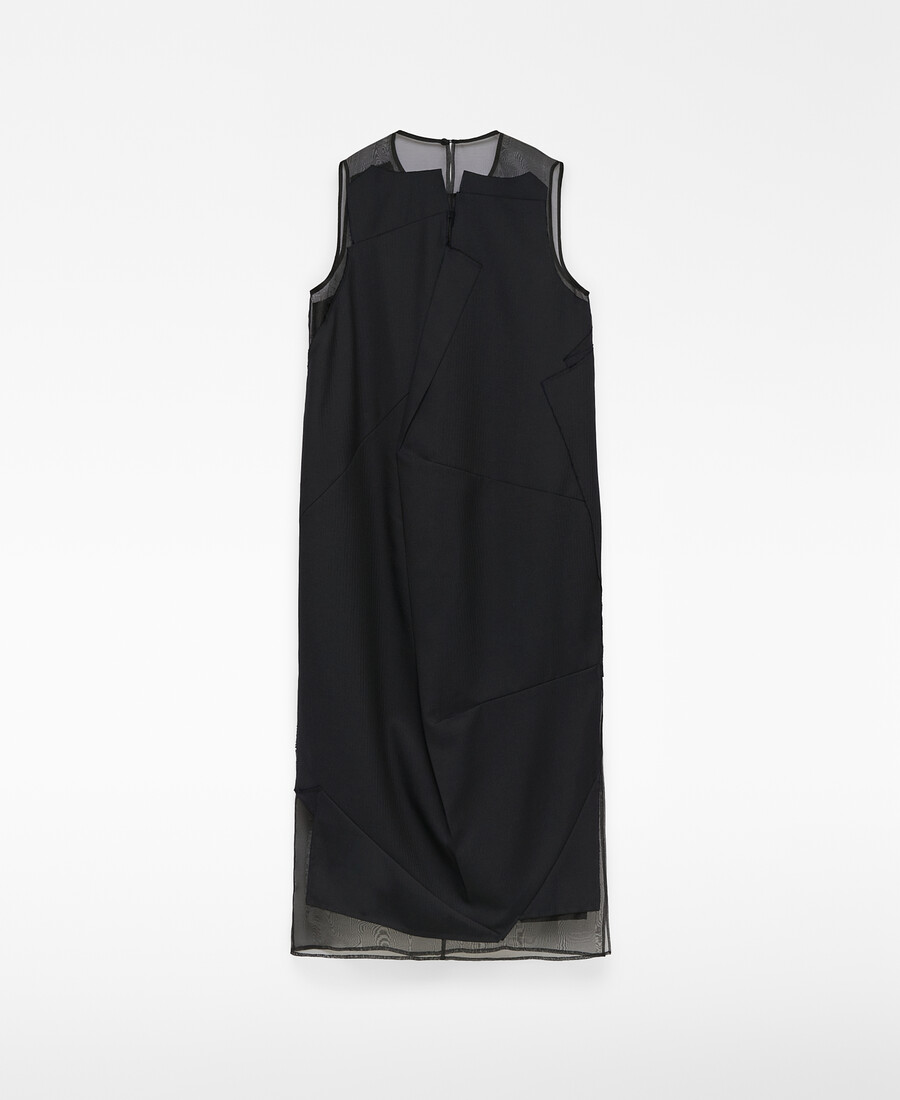vestido de mujer con tejido arrugado en contraste