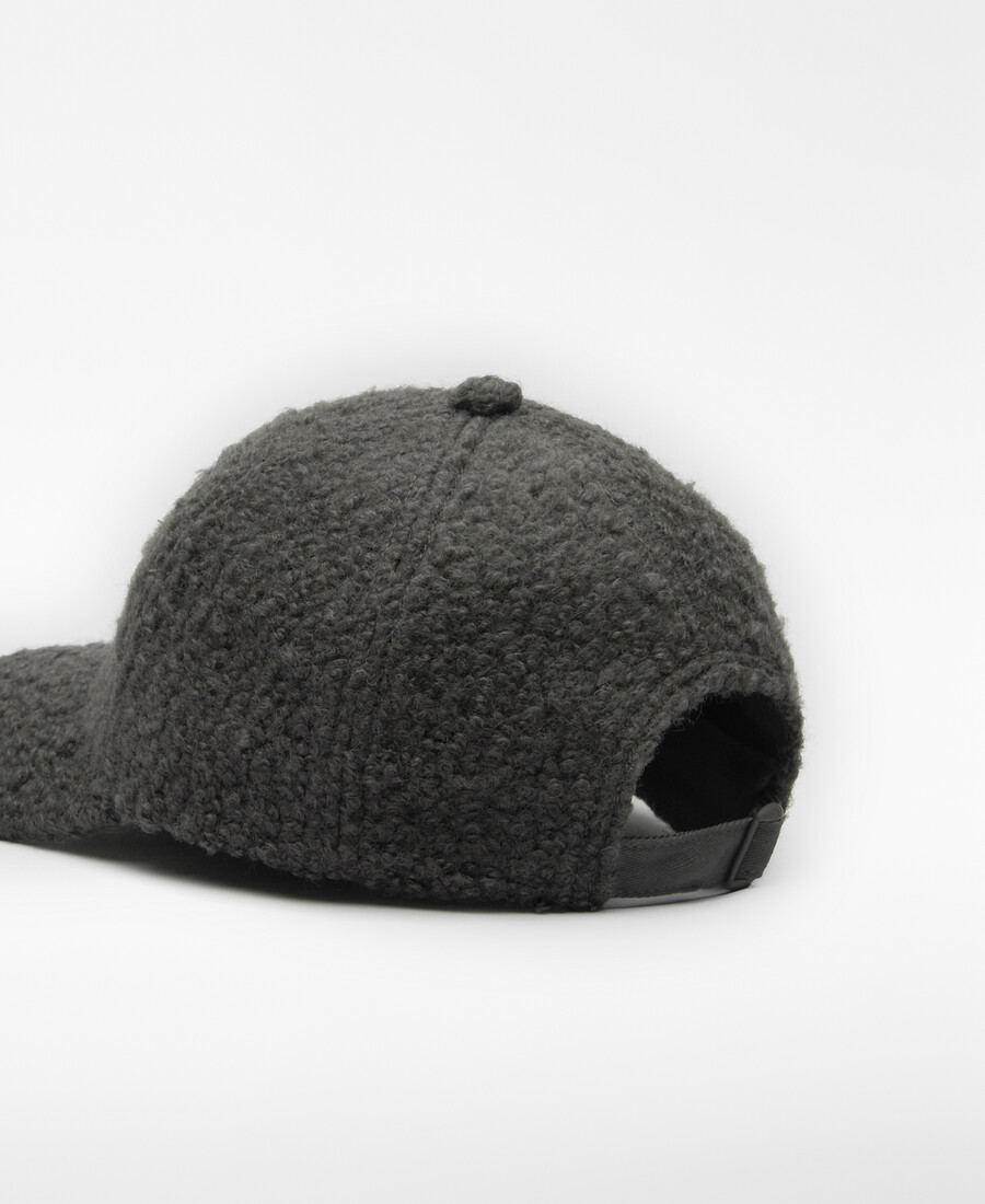 gorra texturizada con logo bordado para mujer