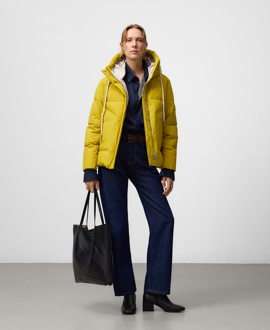 chaqueta acolchada con capucha mujer