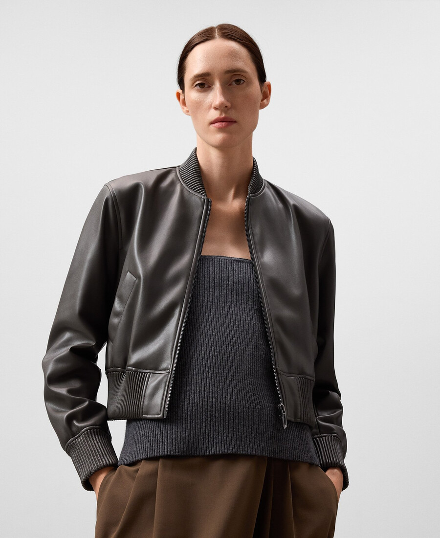 chaqueta bomber de piel y no piel para mujer
