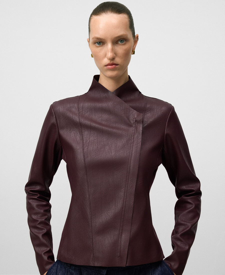 chaqueta biker de piel y no piel para mujer