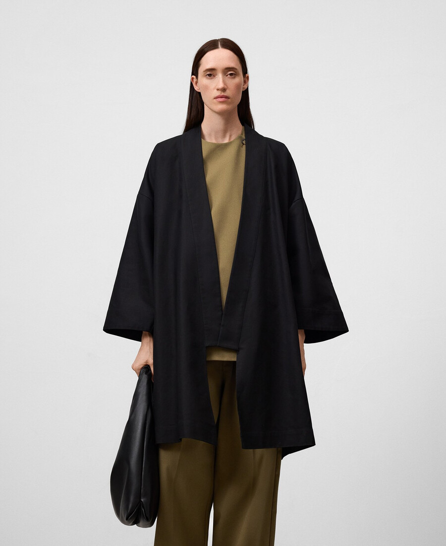 kimono con canesú extensible para mujer