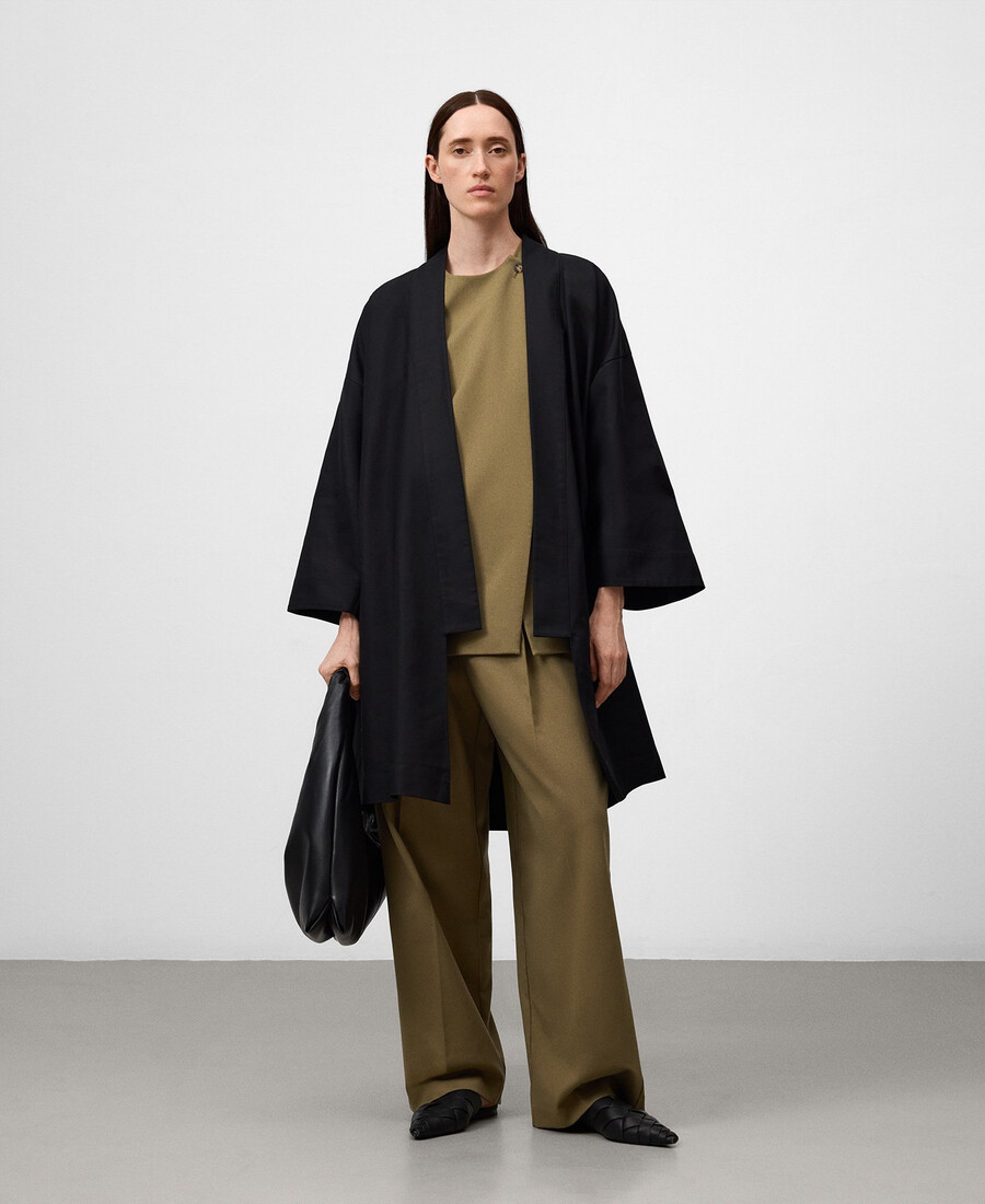 kimono con canesú extensible para mujer