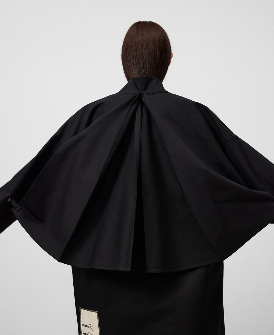 kimono con canesú extensible para mujer