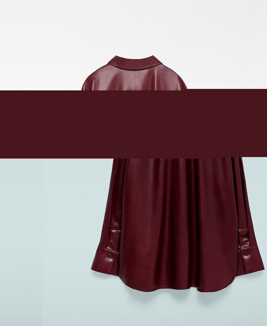 camisa roja de mujer de cuero y no cuero