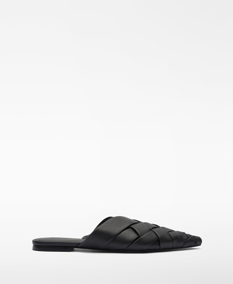 mule de piel trenzada para mujer