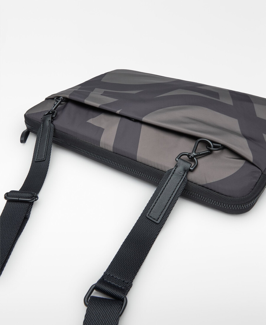 funda para portátil de nailon con logo maxi para mujer