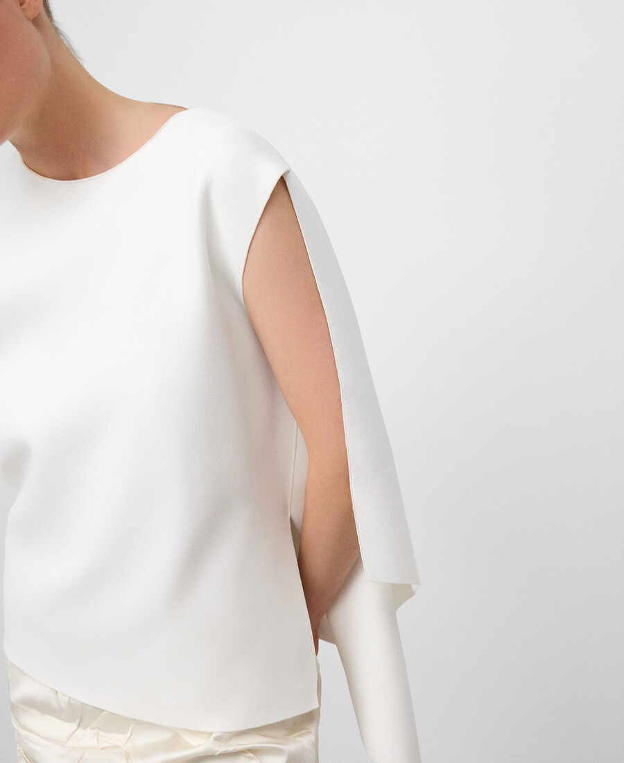 top con mangas sisa y godet lateral para mujer