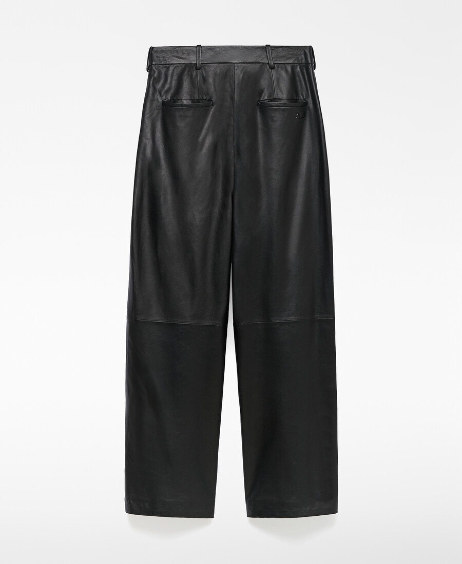pantalón de piel con pinzas para mujer