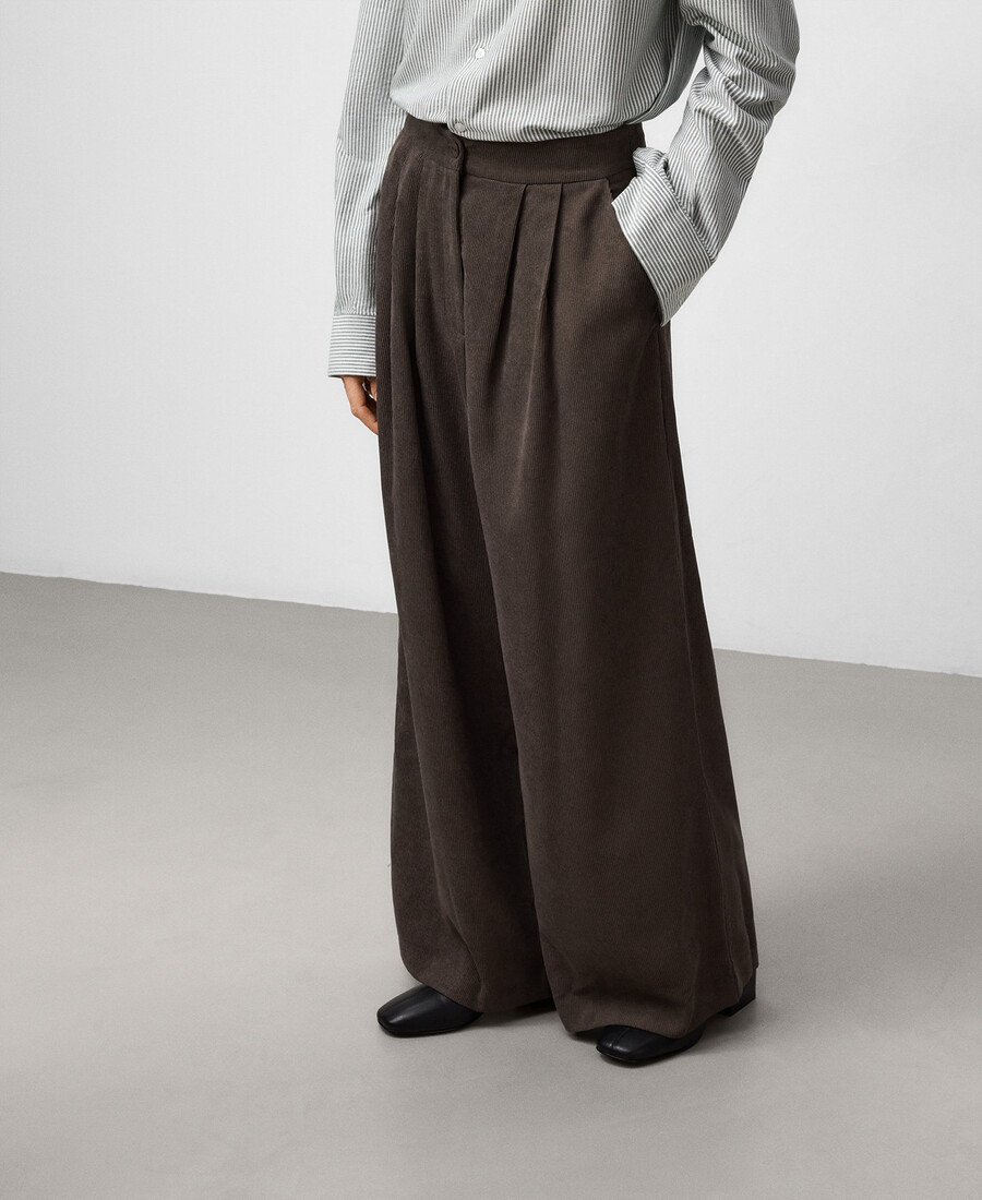 pantalones anchos de pana para mujer