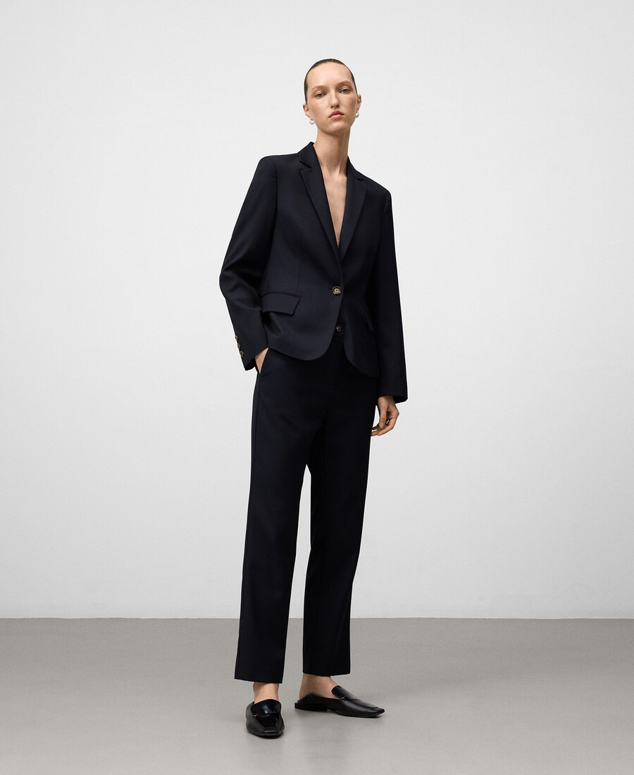 pantalón azul marino hasta el tobillo mujer
